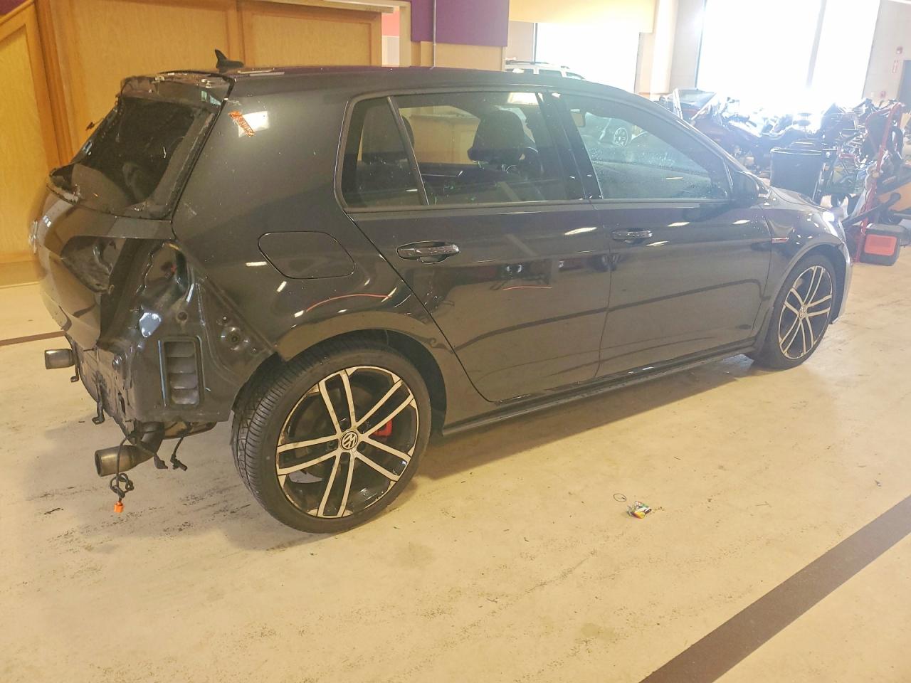 3VW447AU5HM061155 · 2017 VOLKSWAGEN GTI · 3/12