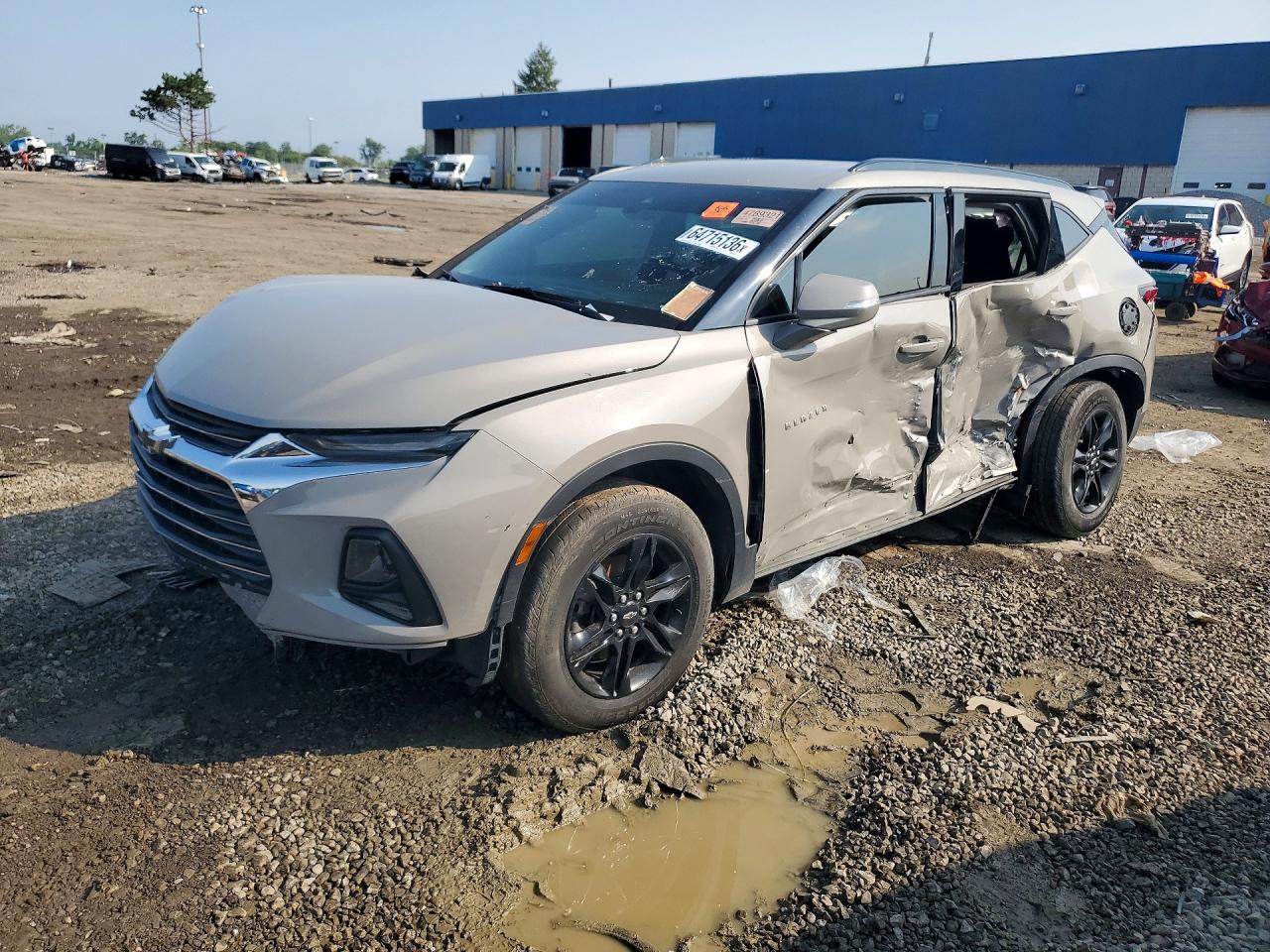 3GNKBCRS2MS557877 · 2021 CHEVROLET BLAZER