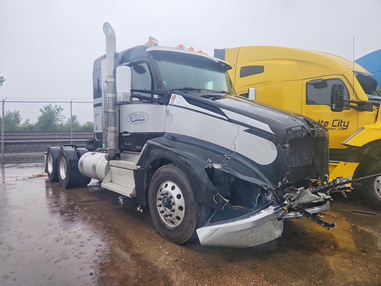 1XKYDP9X5SJ132561 · 2025 KENWORTH CONSTRUCTION · 4/13