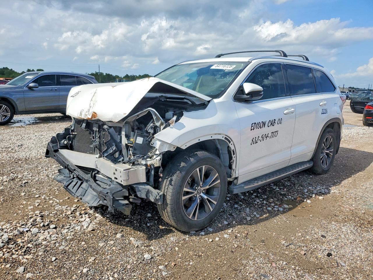 5TDKKRFH2GS128459 · 2016 TOYOTA HIGHLANDER