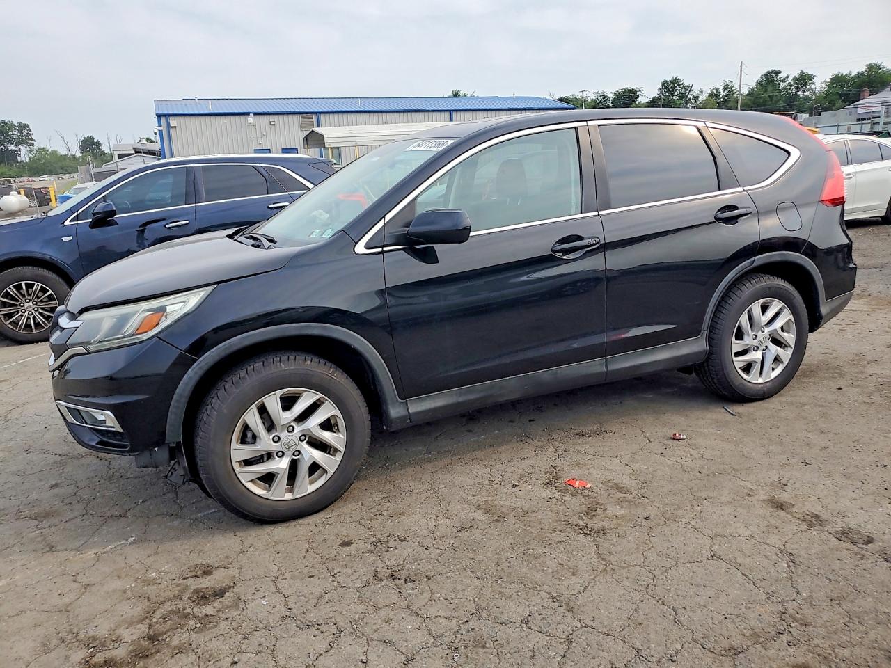 2HKRM4H57FH683796 · 2015 HONDA CR-V