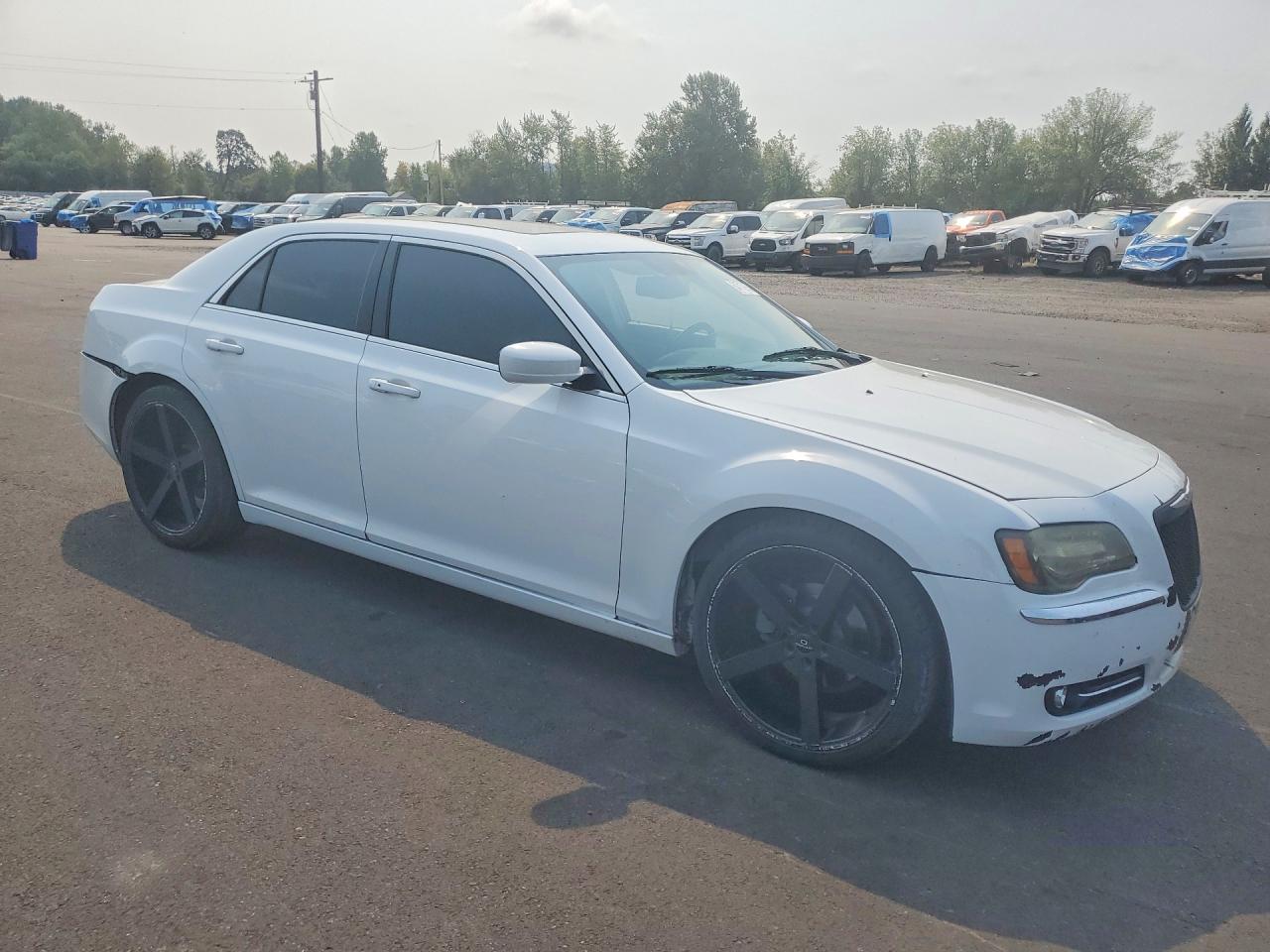 2C3CCAAG3DH707704 · 2013 CHRYSLER 300 · 4/12