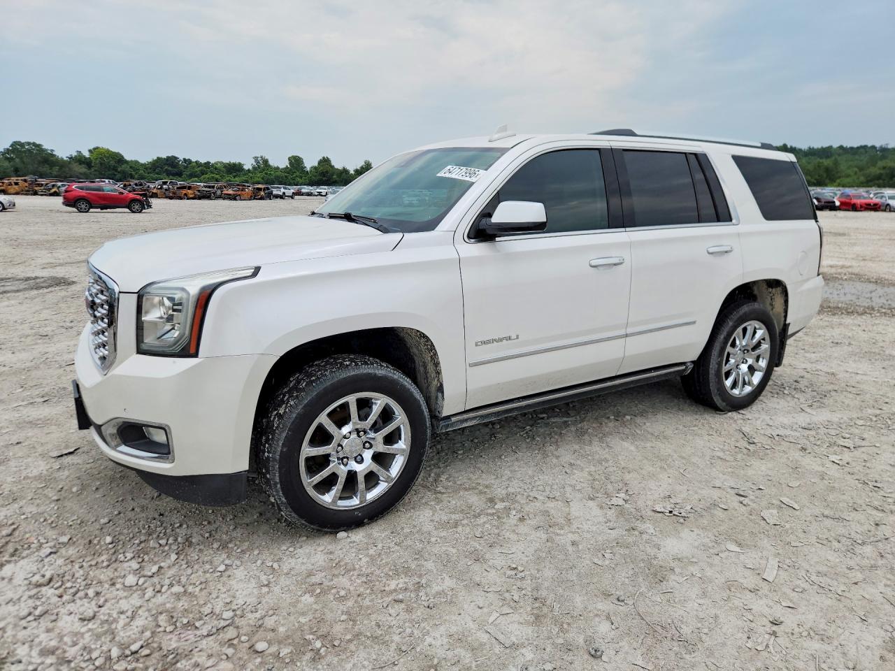 1GKS1CKJ5HR208979 · 2017 GMC YUKON