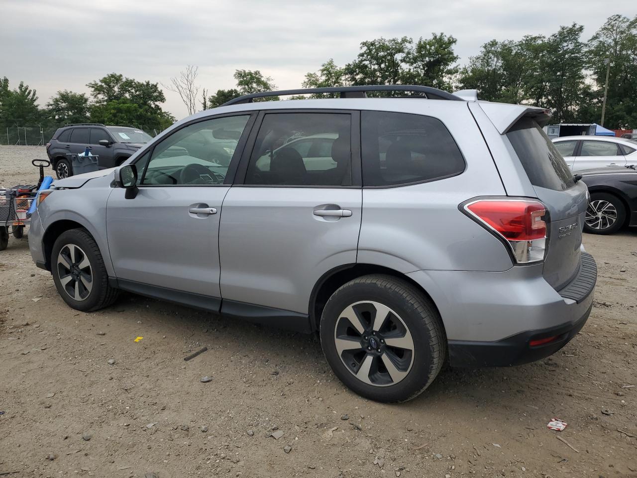 JF2SJAEC2HH483181 · 2017 SUBARU FORESTER · 2/13