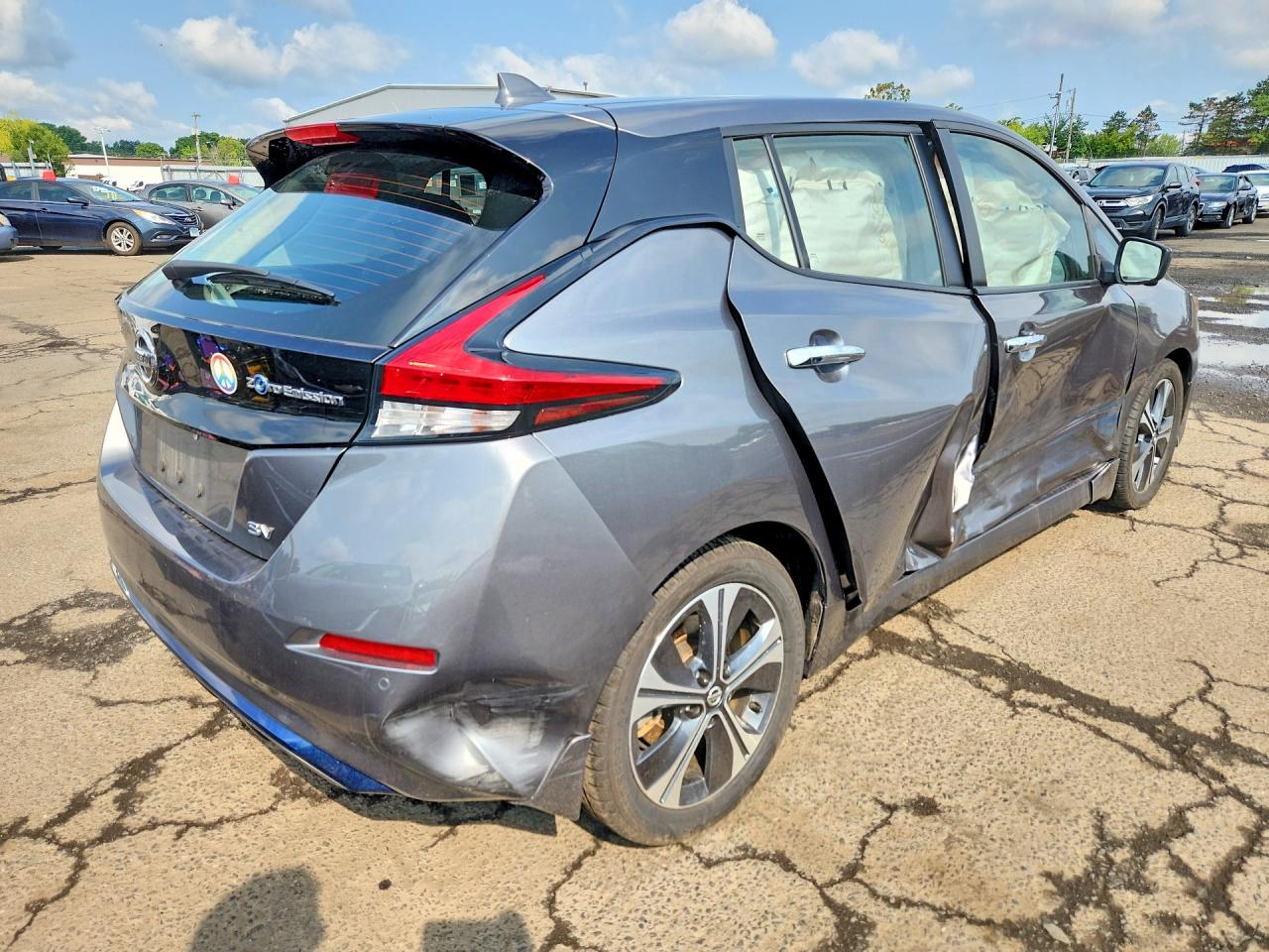 1N4AZ1CP1LC304911 · 2020 NISSAN LEAF · 3/12