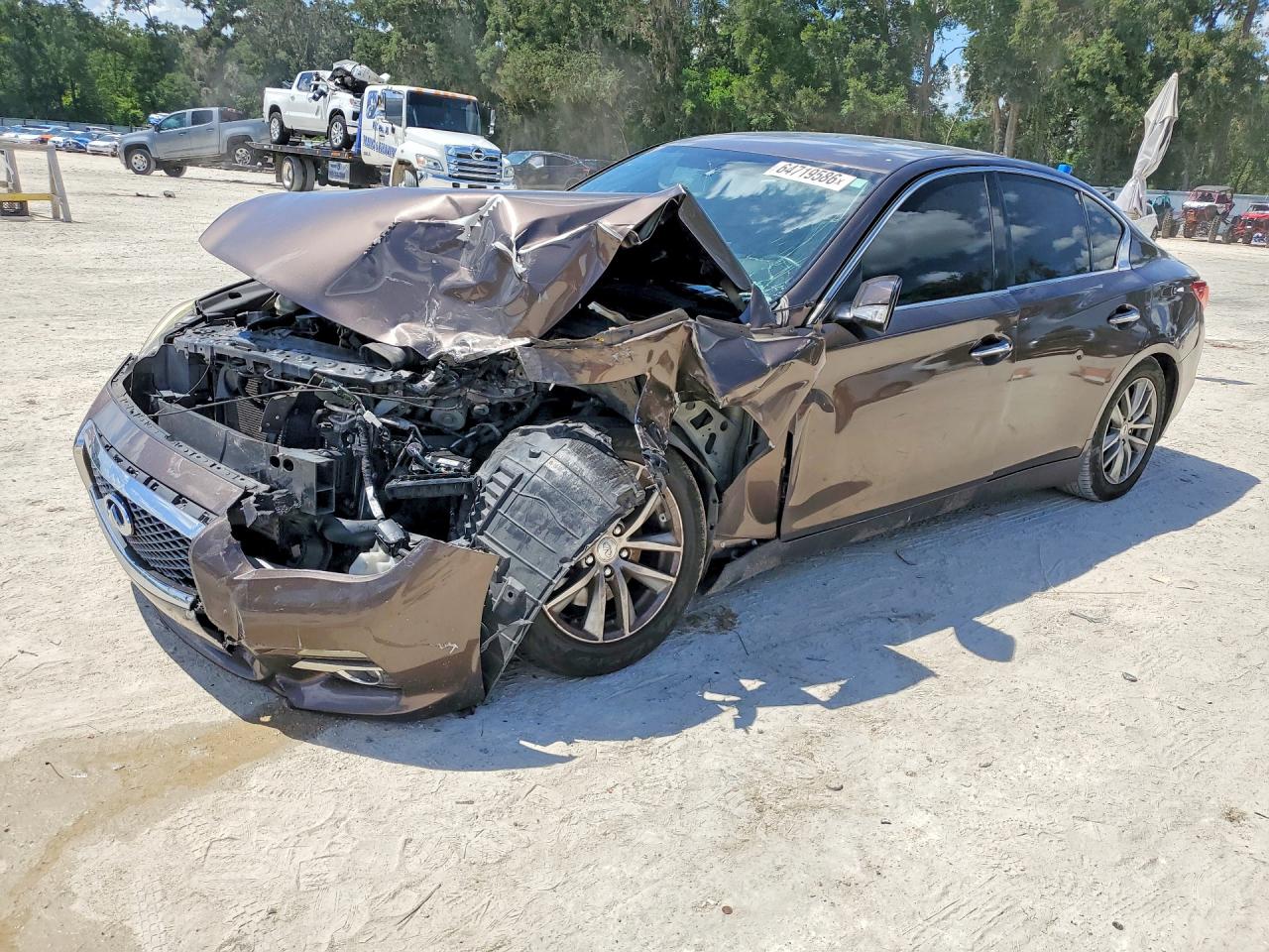 JN1CV7AP6GM202611 · 2016 INFINITI Q50