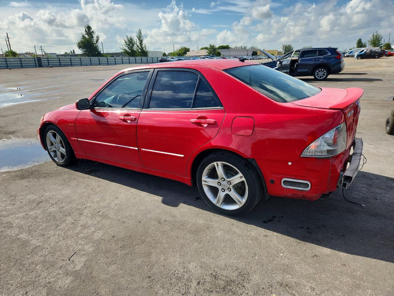 JTHBD192040089810 · 2004 LEXUS IS · 2/13