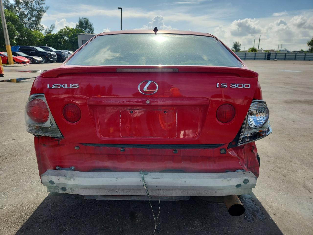 JTHBD192040089810 · 2004 LEXUS IS · 6/13