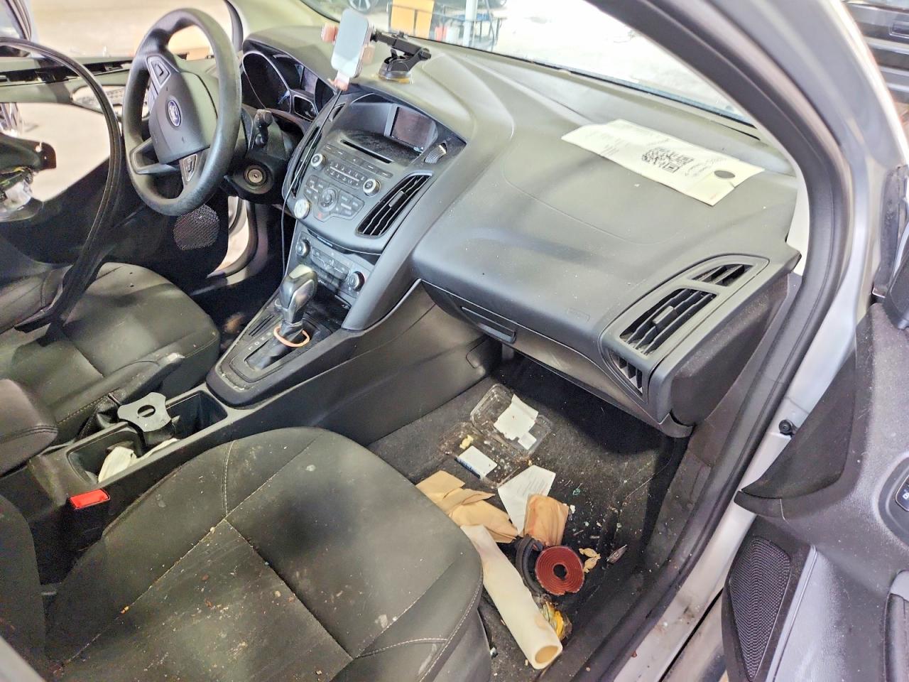 1FADP3F27GL402832 · 2016 FORD FOCUS · 8/12