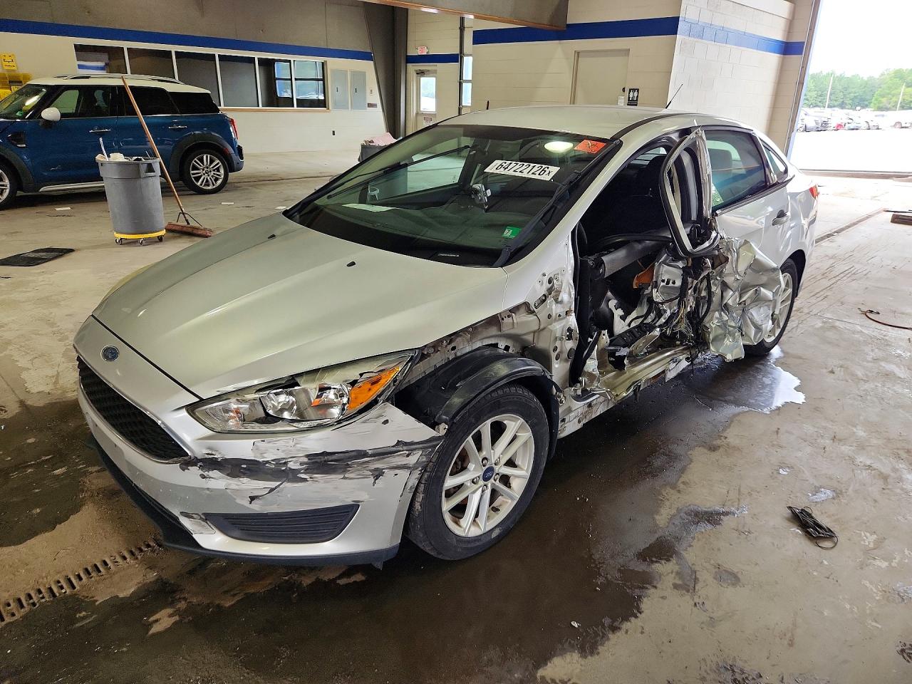 1FADP3F27GL402832 · 2016 FORD FOCUS