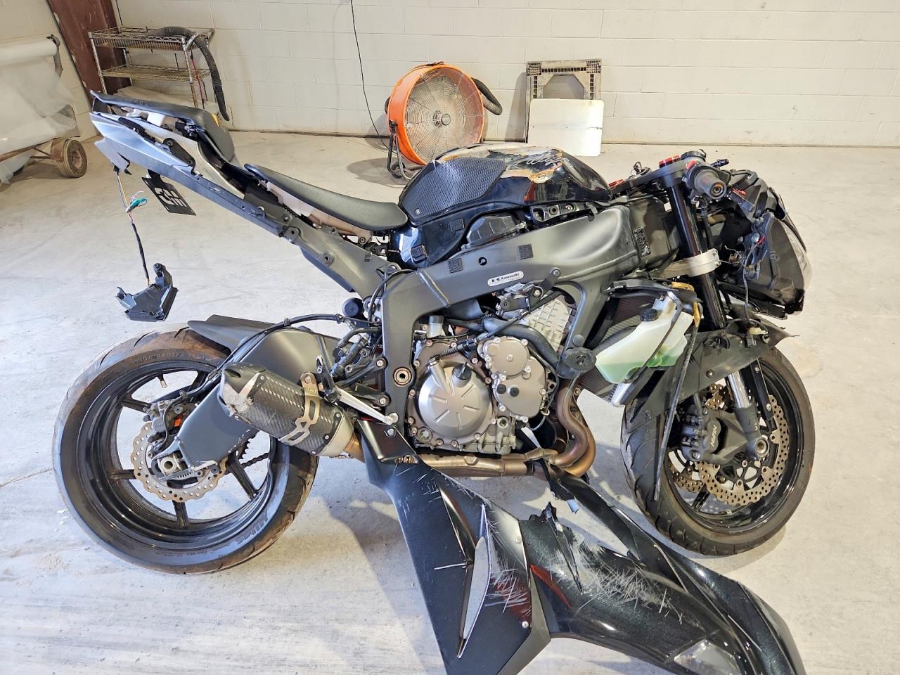 JKBZXJE15DA003671 · 2013 KAWASAKI ZX636