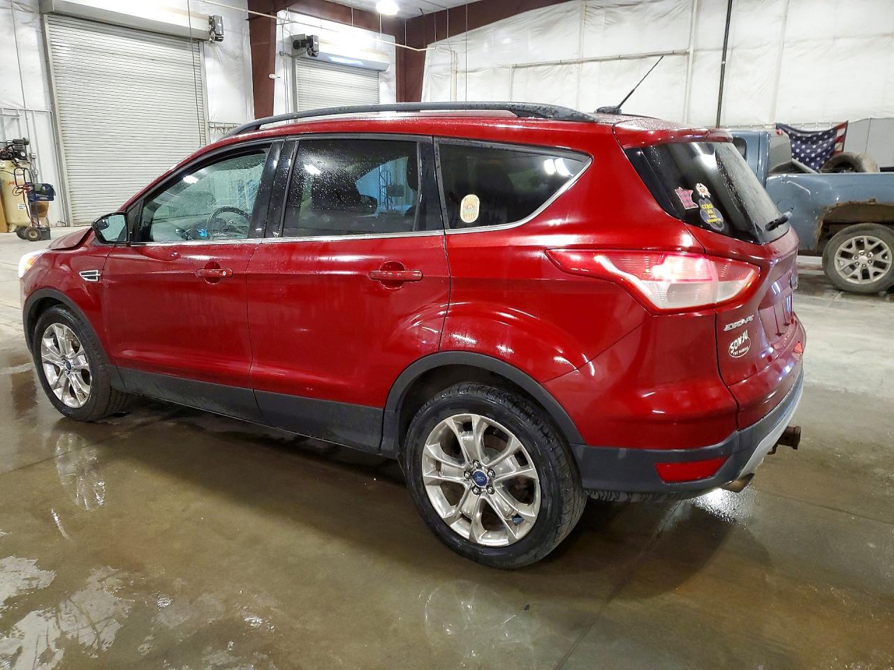 1FMCU9G90FUB30884 · 2015 FORD ESCAPE · 2/13