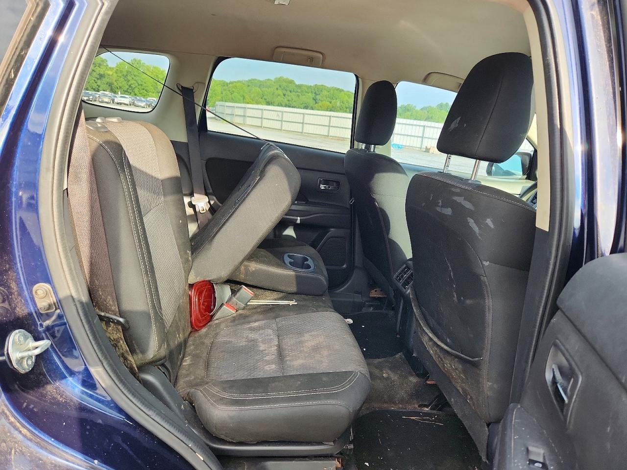 JA4AD2A32KZ013967 · 2019 MITSUBISHI OUTLANDER · 10/12