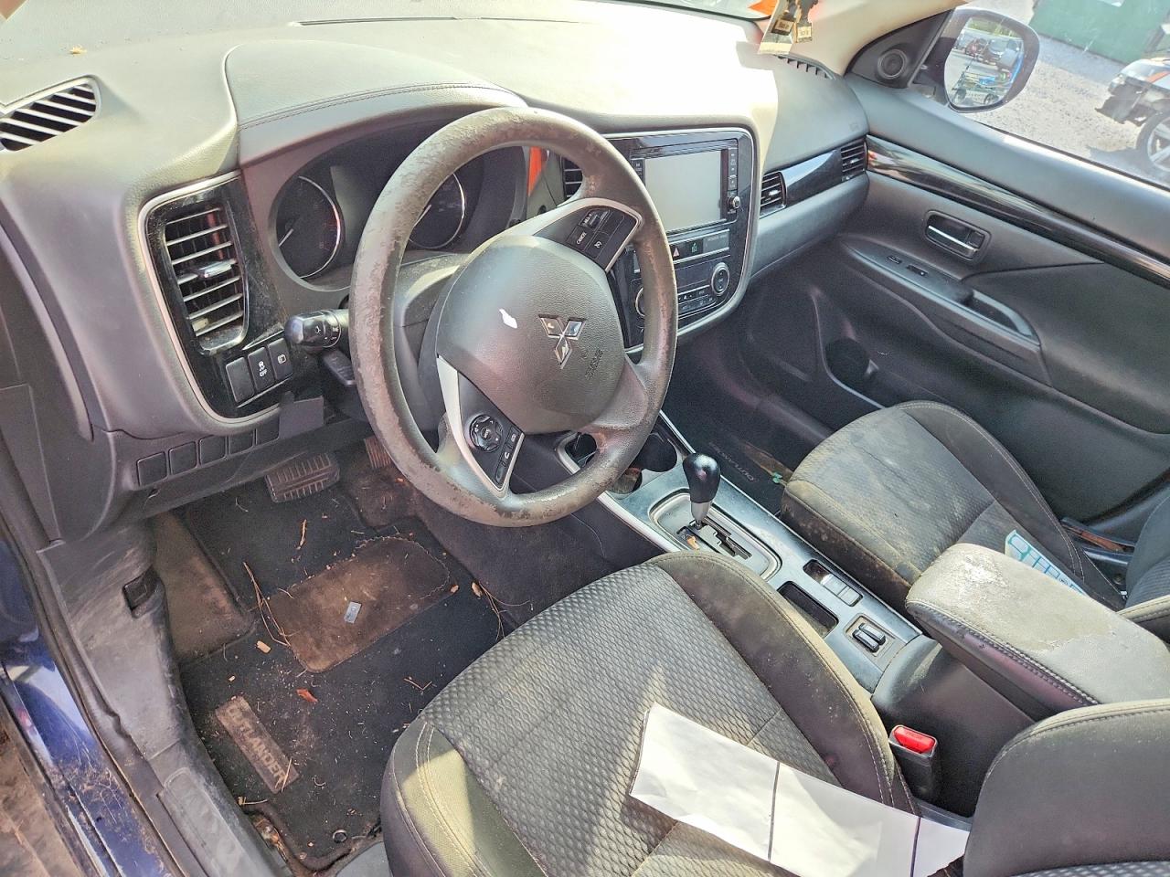 JA4AD2A32KZ013967 · 2019 MITSUBISHI OUTLANDER · 8/12