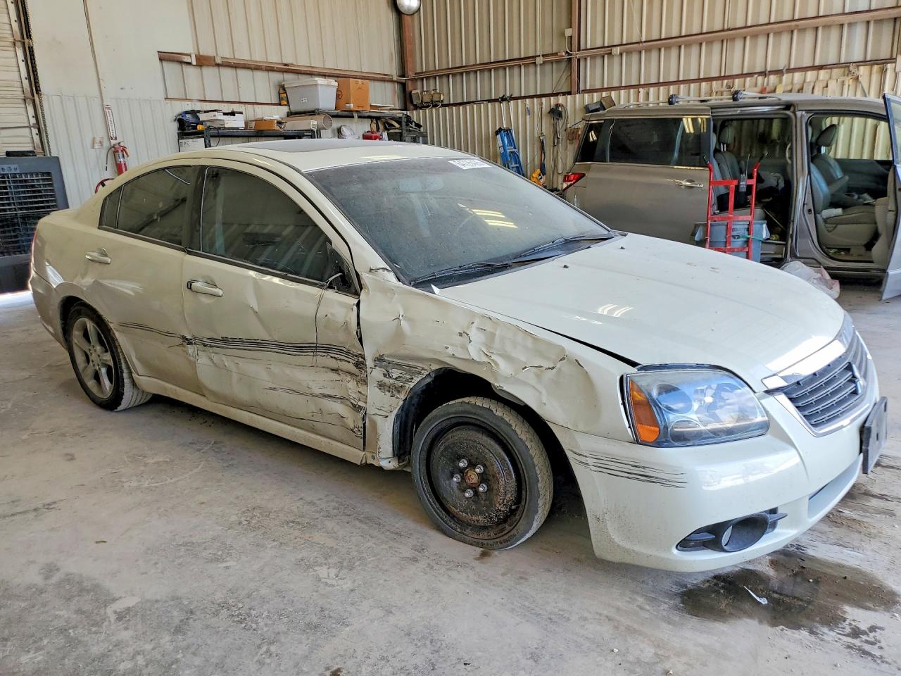 4A3AB36F09E004140 · 2009 MITSUBISHI GALANT · 4/12