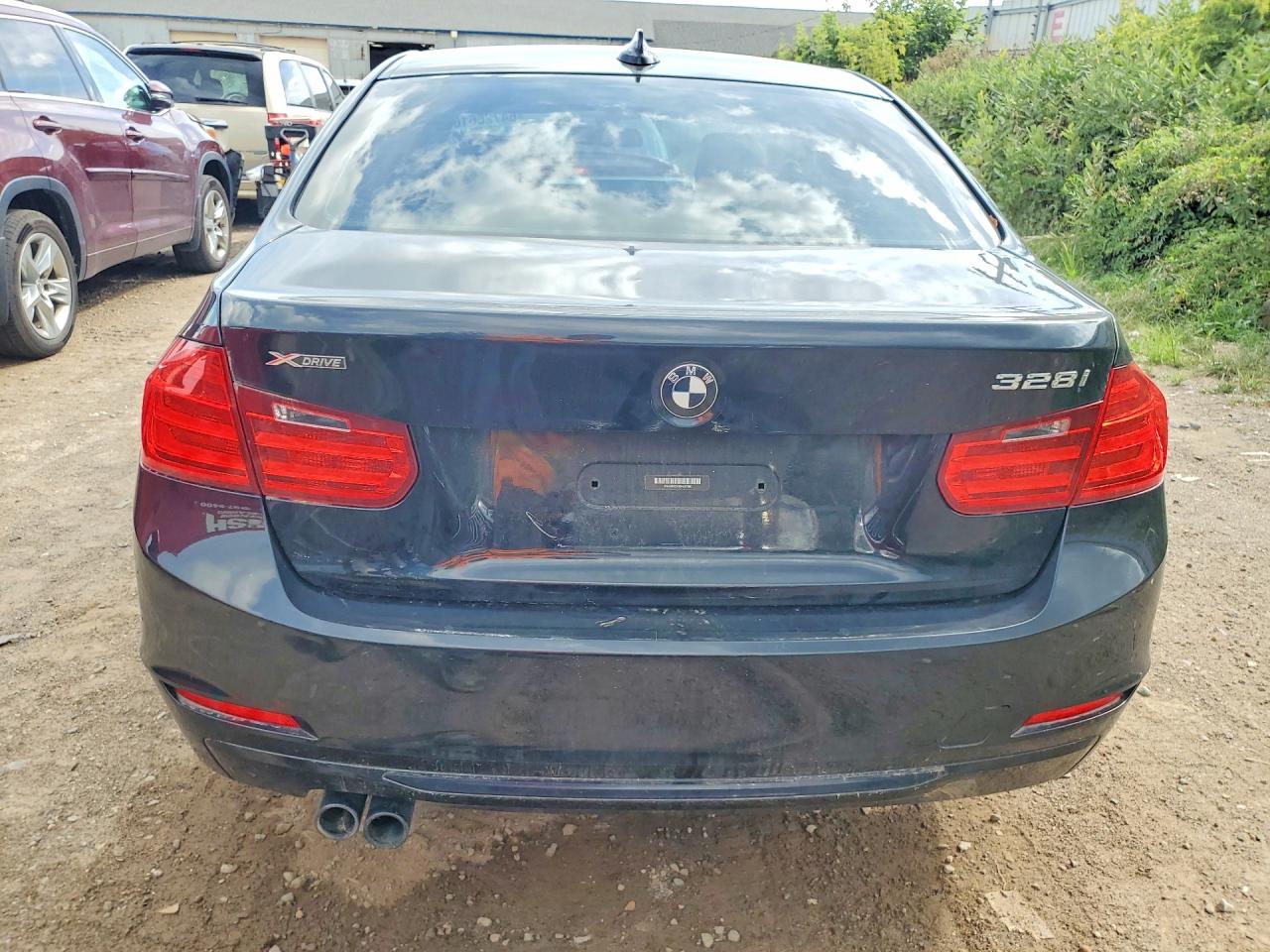 WBA3B3C53DF537350 · 2013 BMW 328 · 6/12