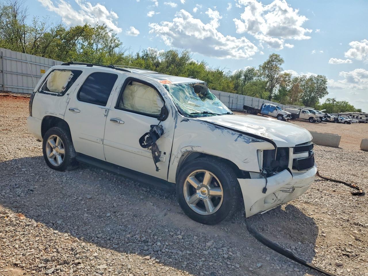 1GNFC23029R158042 · 2009 CHEVROLET TAHOE · 4/13