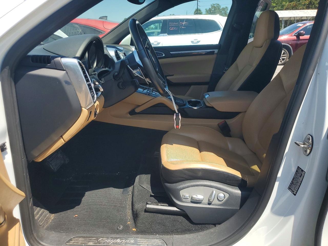 WP1AA2A22GLA04751 · 2016 PORSCHE CAYENNE · 7/12