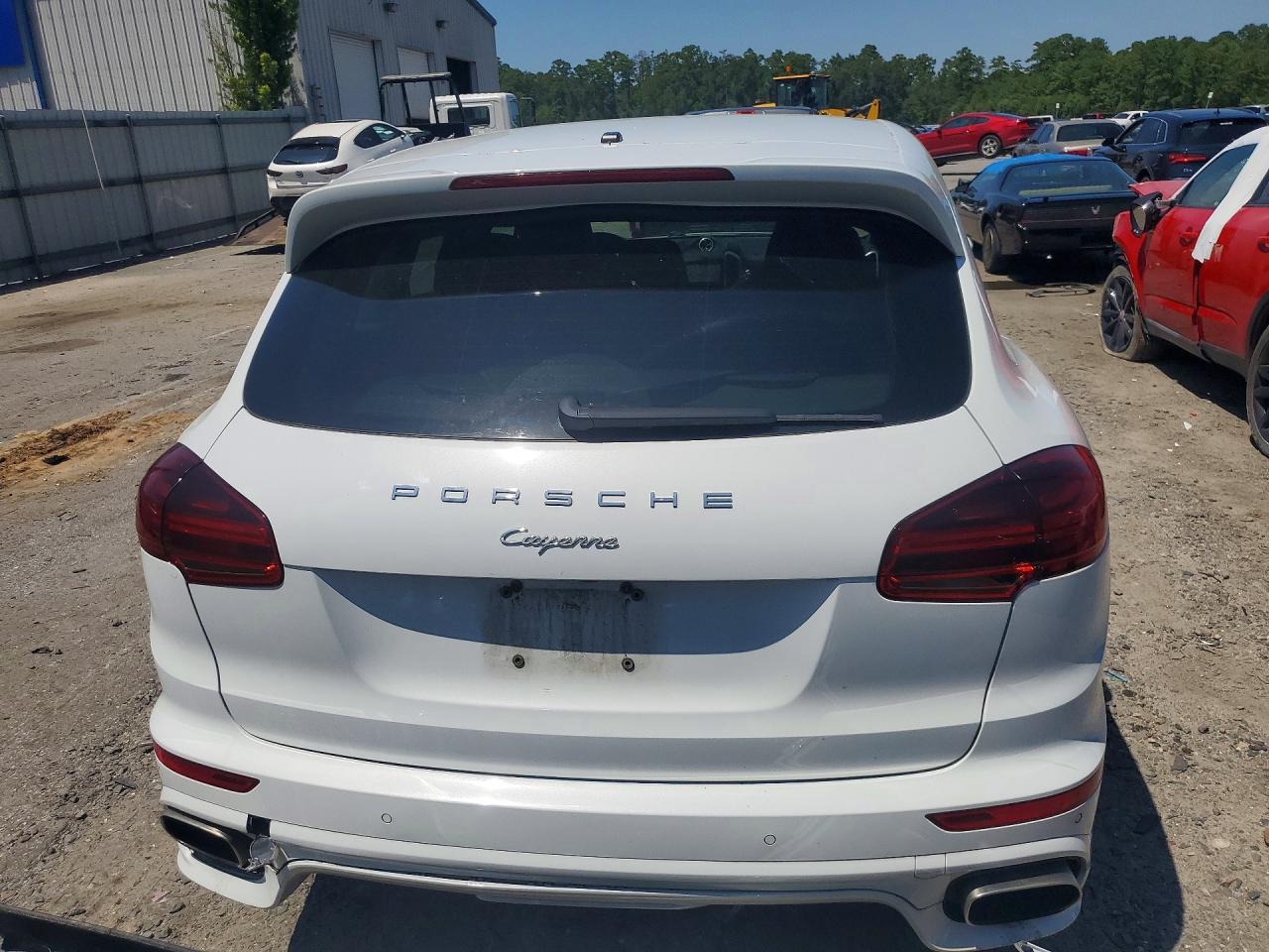 WP1AA2A22GLA04751 · 2016 PORSCHE CAYENNE · 6/12