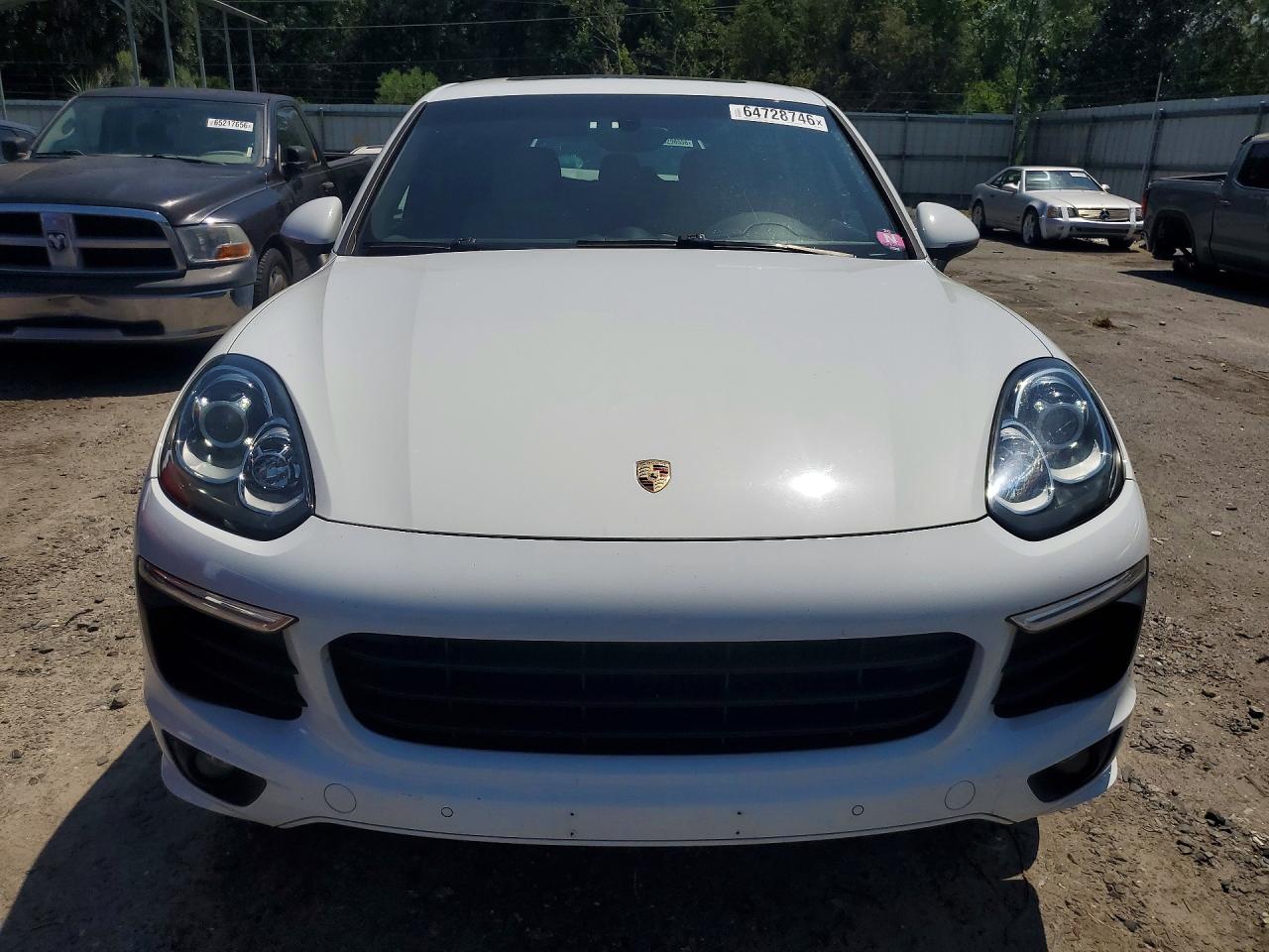 WP1AA2A22GLA04751 · 2016 PORSCHE CAYENNE · 5/12