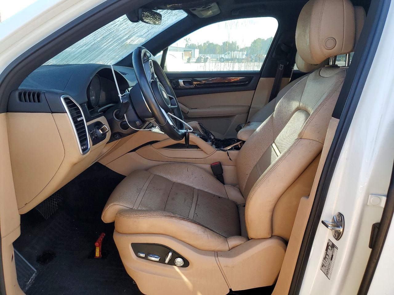 WP1AA2AY9KDA06553 · 2019 PORSCHE CAYENNE · 7/13