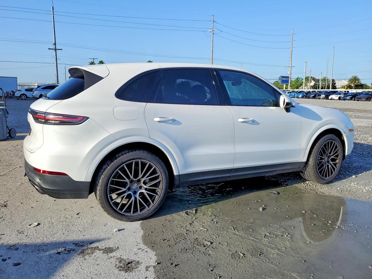 WP1AA2AY9KDA06553 · 2019 PORSCHE CAYENNE · 3/13