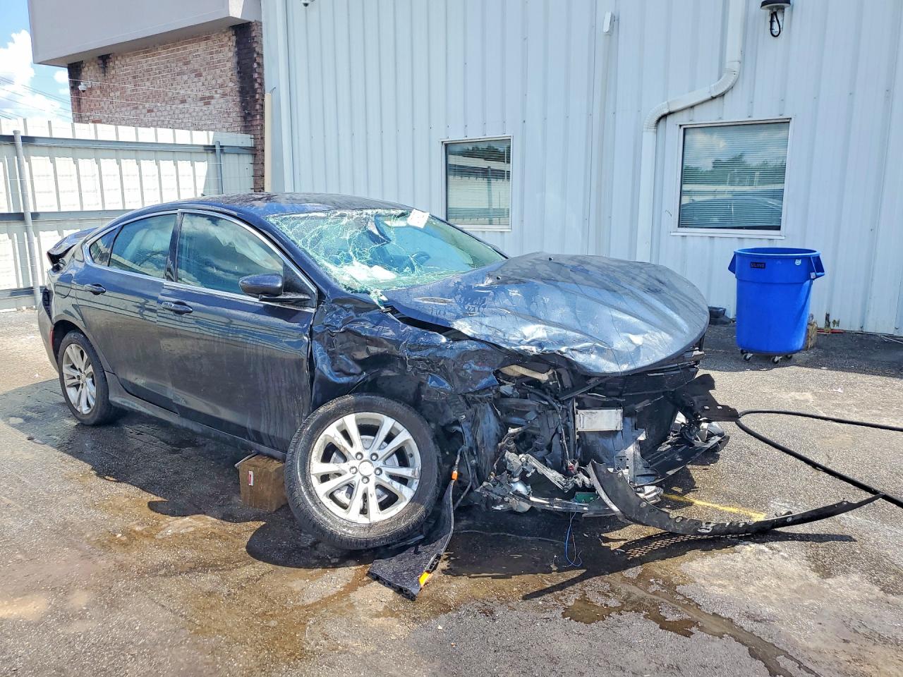 1C3CCCAB8HN510394 · 2017 CHRYSLER 200 · 4/13