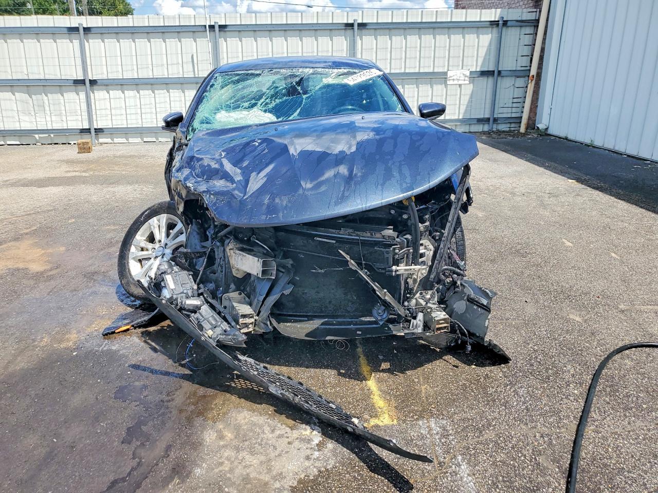 1C3CCCAB8HN510394 · 2017 CHRYSLER 200 · 5/13