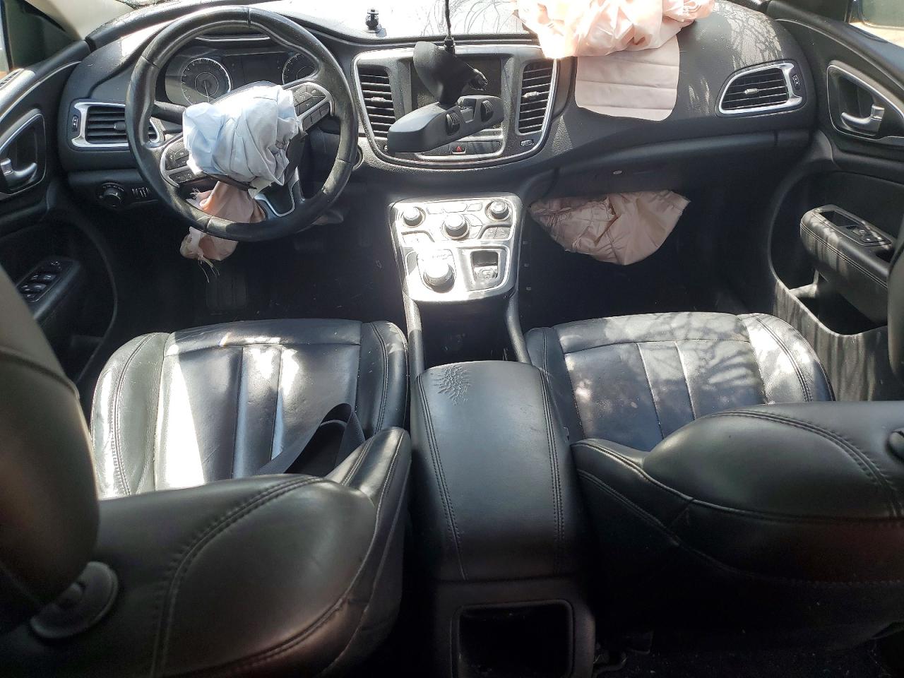 1C3CCCAB8HN510394 · 2017 CHRYSLER 200 · 8/13
