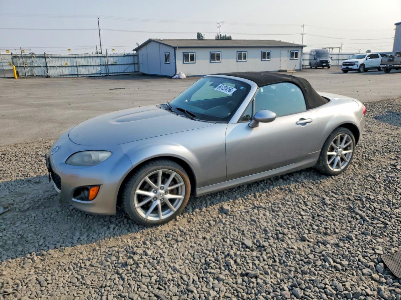JM1NC2LF9B0215243 · 2011 MAZDA MX-5 MIATA