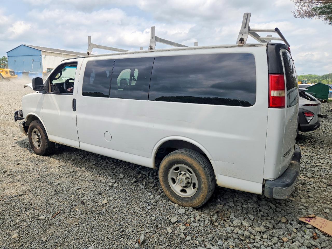 1GAWGFFG6G1179946 · 2016 CHEVROLET EXPRESS G2500 · 2/13