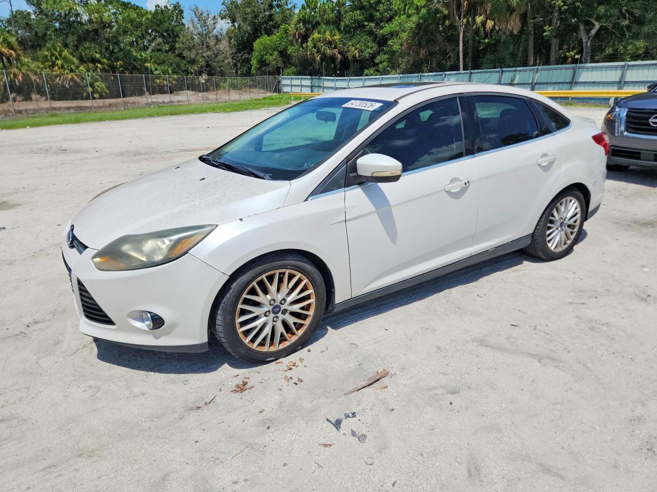 1FADP3J21EL240653 · 2014 FORD FOCUS