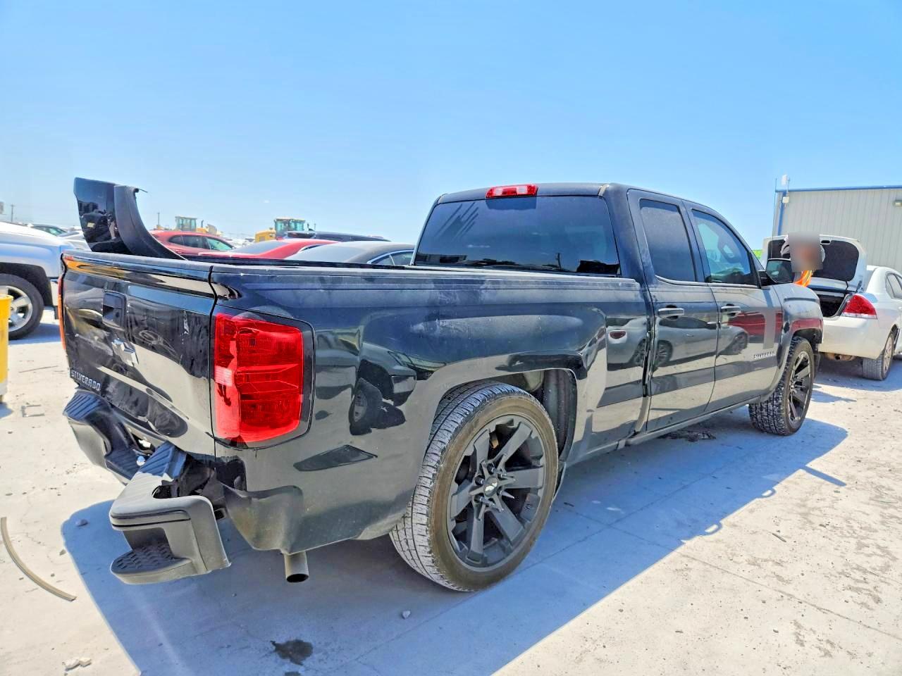 1GCRCPECXHZ295075 · 2017 CHEVROLET SILVERADO · 3/13