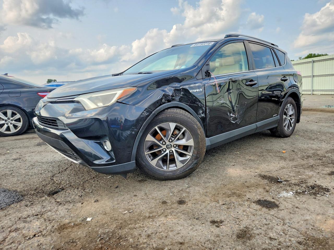 2017 TOYOTA RAV4 HYBRID