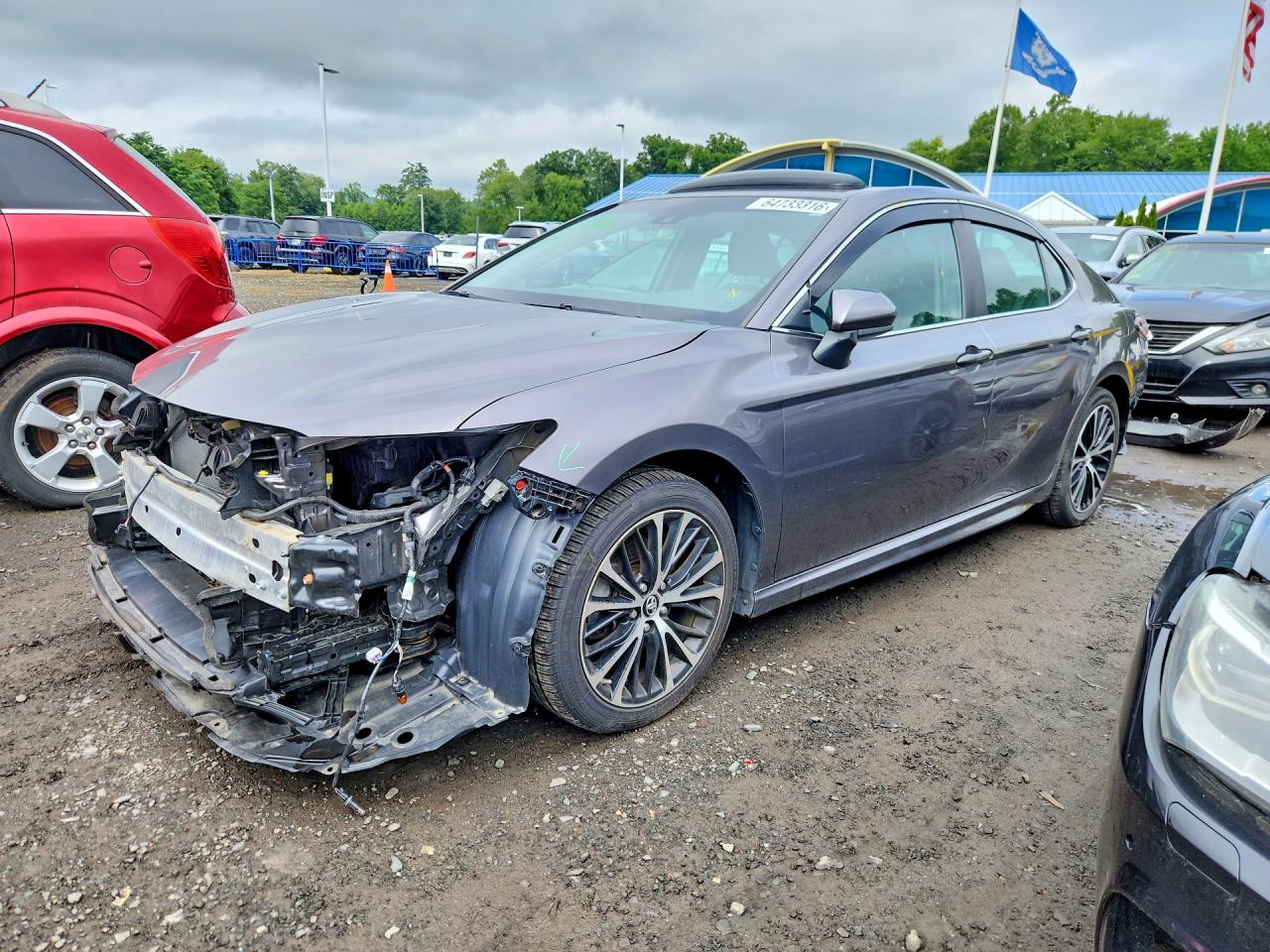 4T1B11HK2JU144026 · 2018 TOYOTA CAMRY