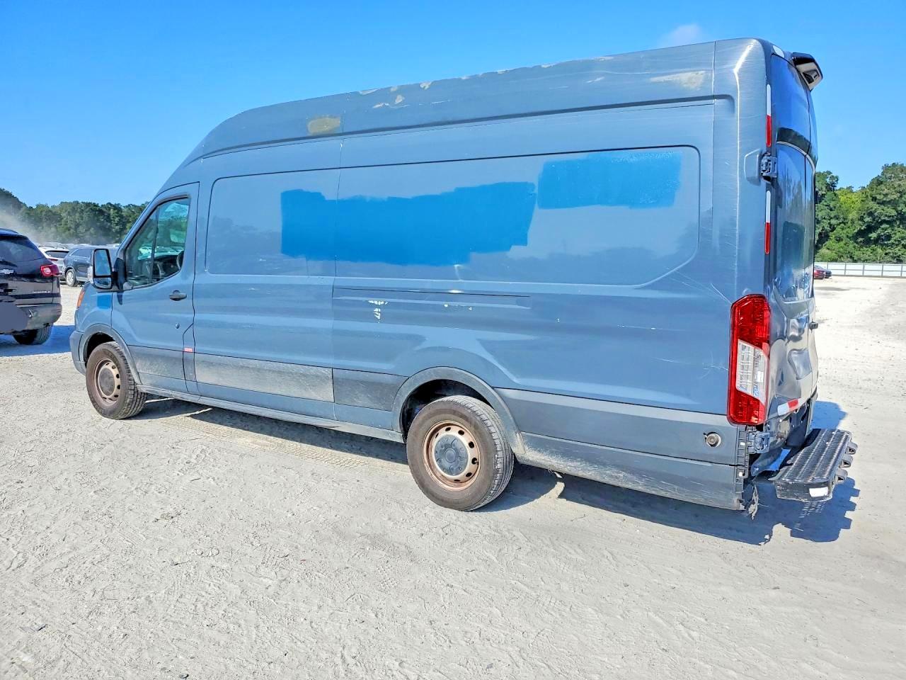1FTBR3X88LKB04255 · 2020 FORD TRANSIT · 2/12