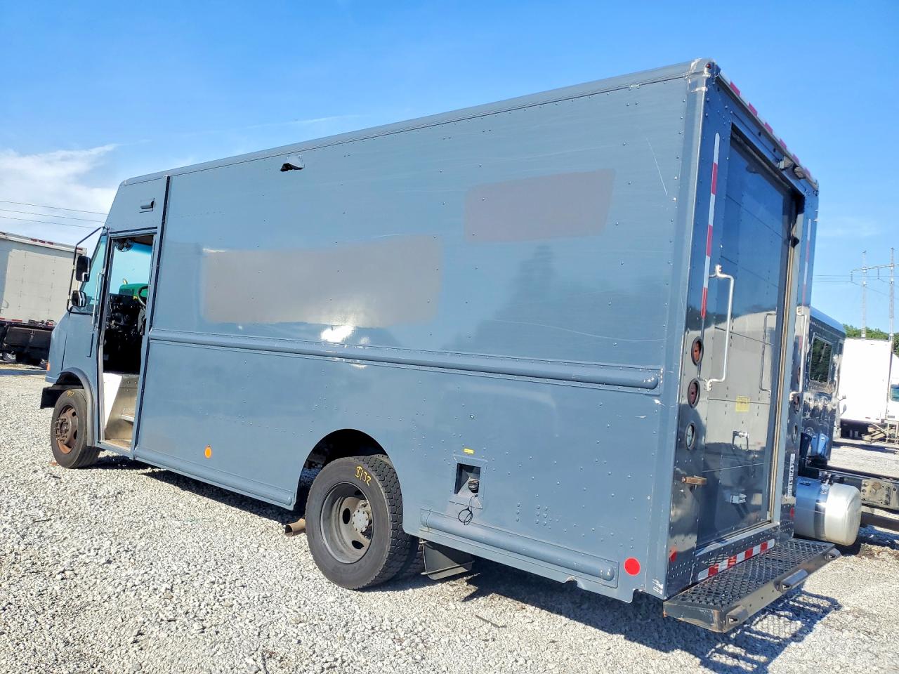 1F65F5KN8L0A11782 · 2020 FORD F59 · 2/12