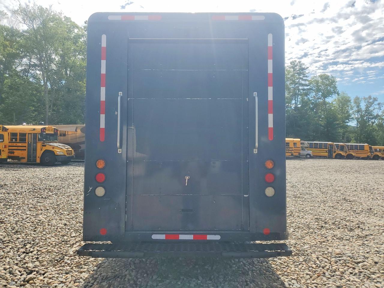 4UZAC2EA1LCMK0339 · 2020 FREIGHTLINER MT45 CHASSIS · 6/13