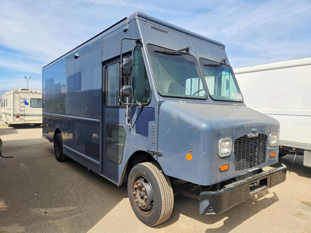4UZAC2EA6MCML0978 · 2021 FREIGHTLINER MT45 CHASSIS · 4/13
