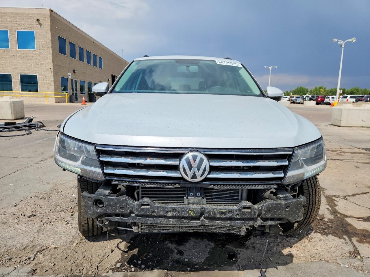 3VV0B7AX5KM044107 · 2019 VOLKSWAGEN TIGUAN · 5/14