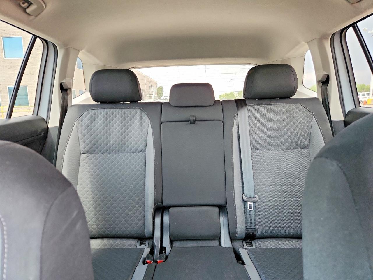 3VV0B7AX5KM044107 · 2019 VOLKSWAGEN TIGUAN · 10/14