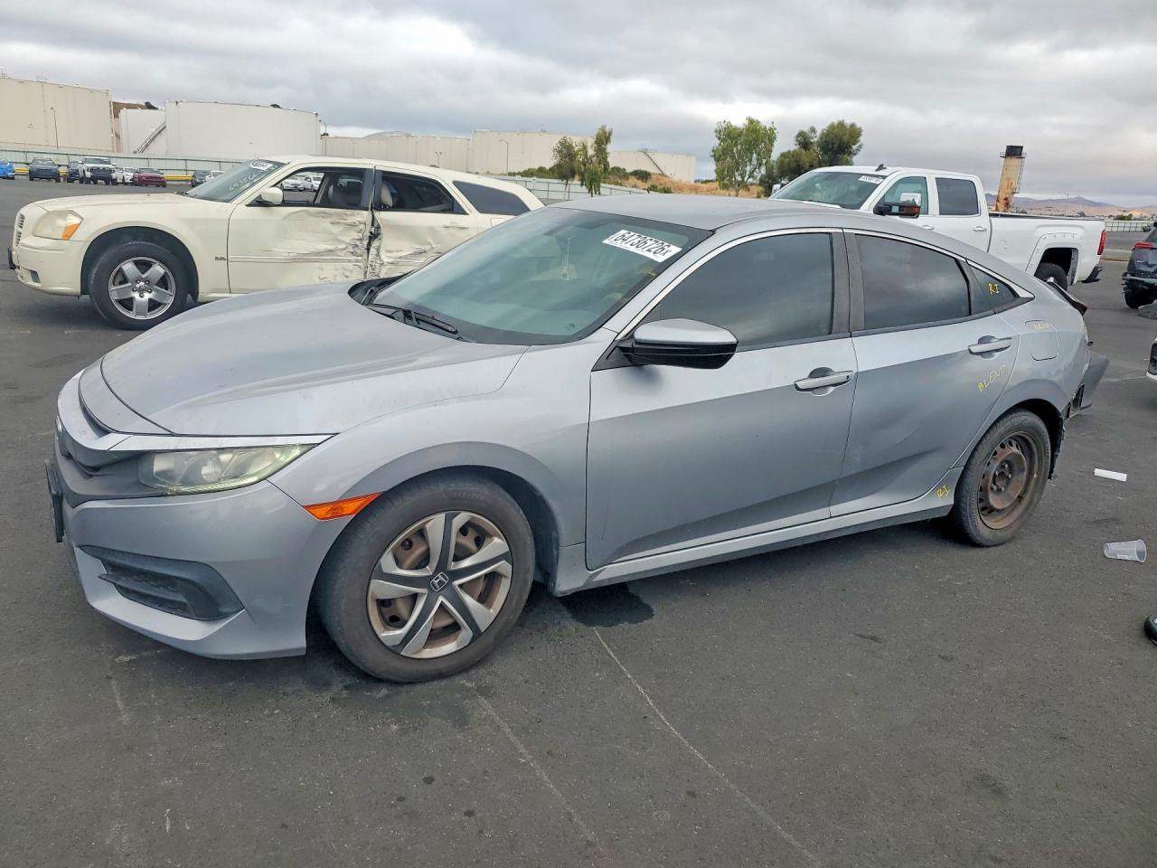 2HGFC2F56JH564797 · 2018 HONDA CIVIC