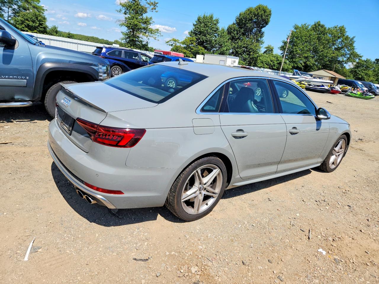 WAUB4AF44KA026043 · 2019 AUDI S4 · 3/12
