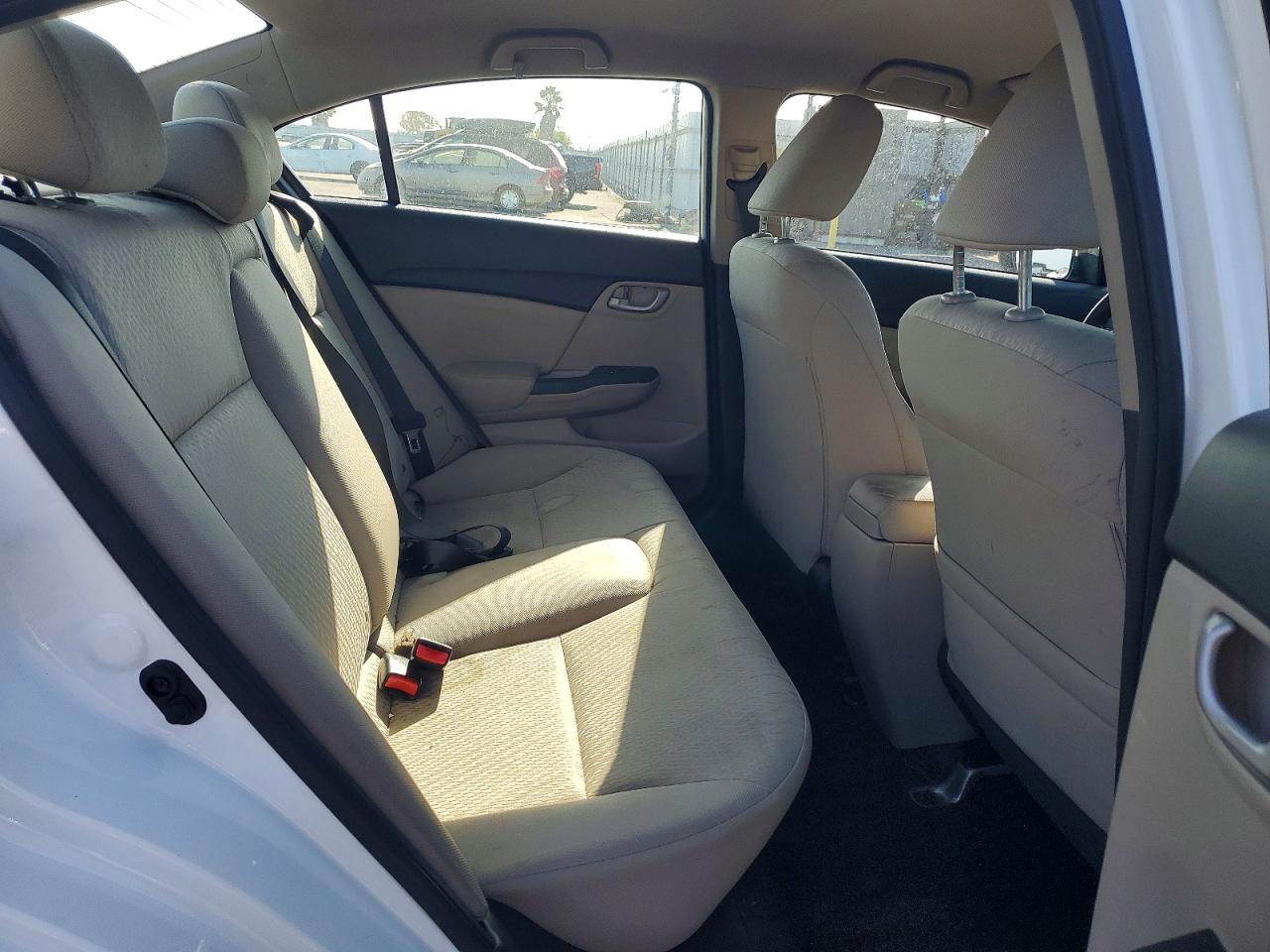 2HGFB2F51FH512018 · 2015 HONDA CIVIC · 10/12