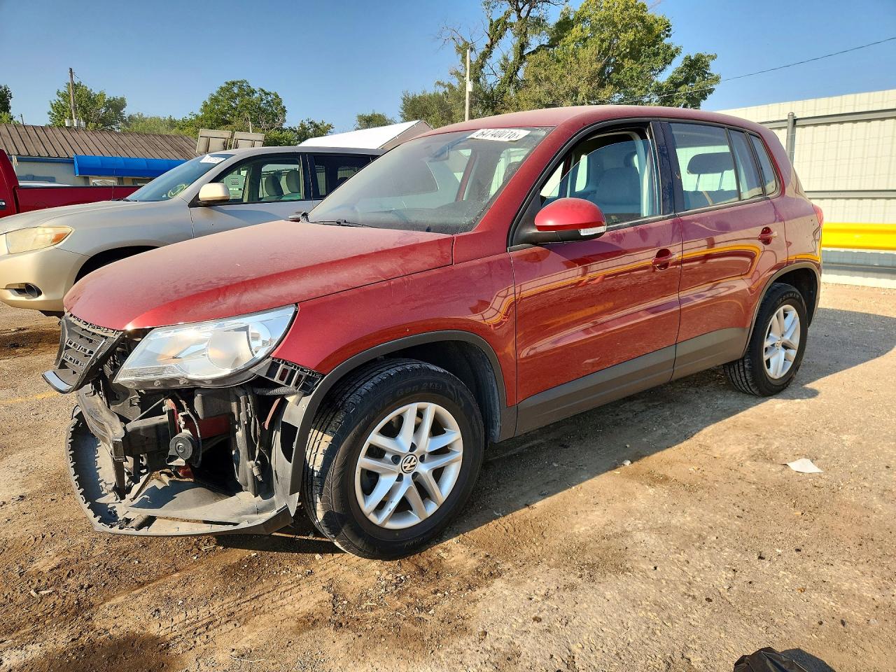 WVGBV7AX7BW000488 · 2011 VOLKSWAGEN TIGUAN