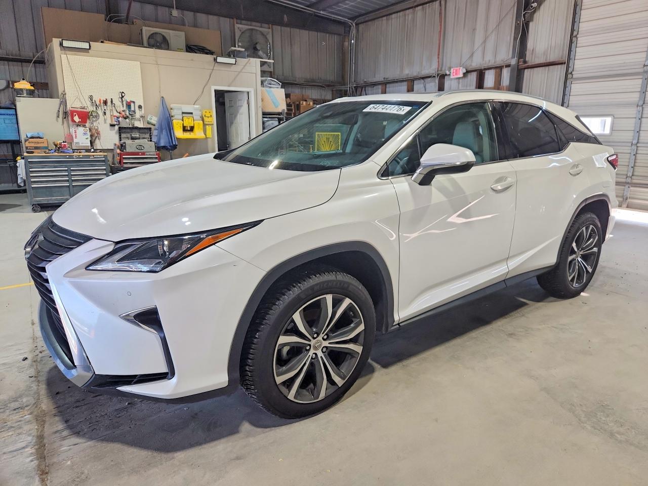 2T2BZMCA6HC112230 · 2017 LEXUS RX 350
