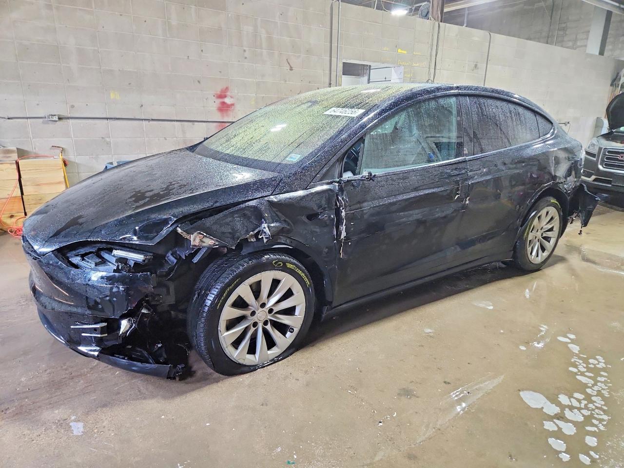 5YJXCAE26JF104047 · 2018 TESLA MODEL X