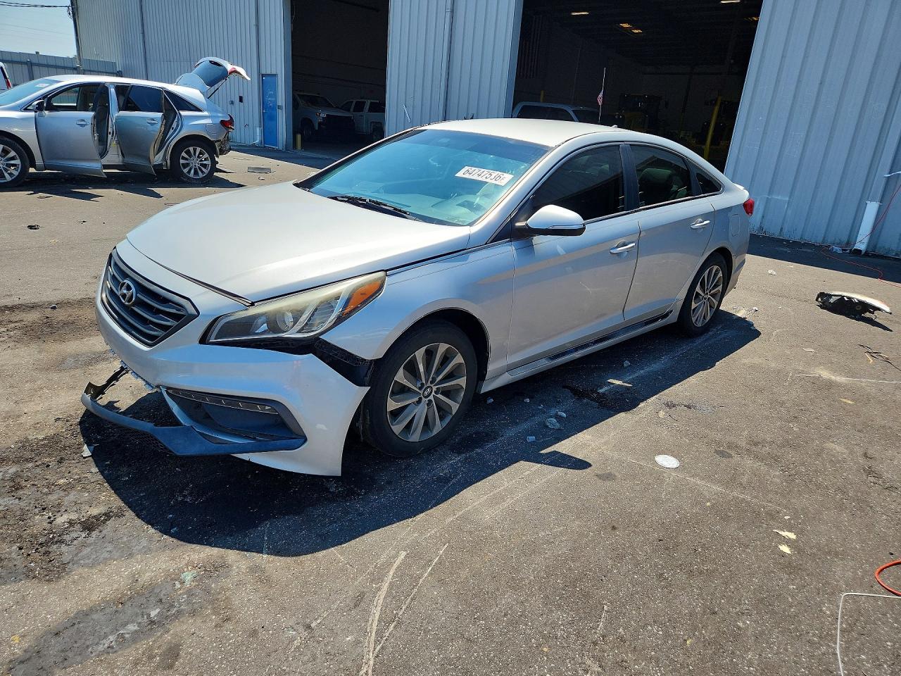 5NPE34AF5FH098123 · 2015 HYUNDAI SONATA