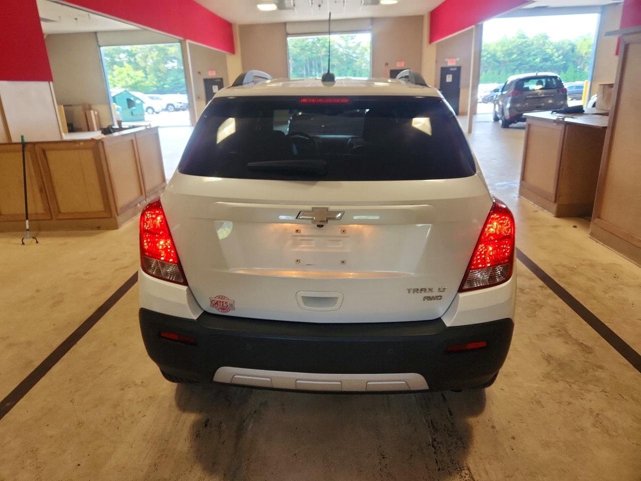 KL7CJPSB2GB632608 · 2016 CHEVROLET TRAX · 6/12