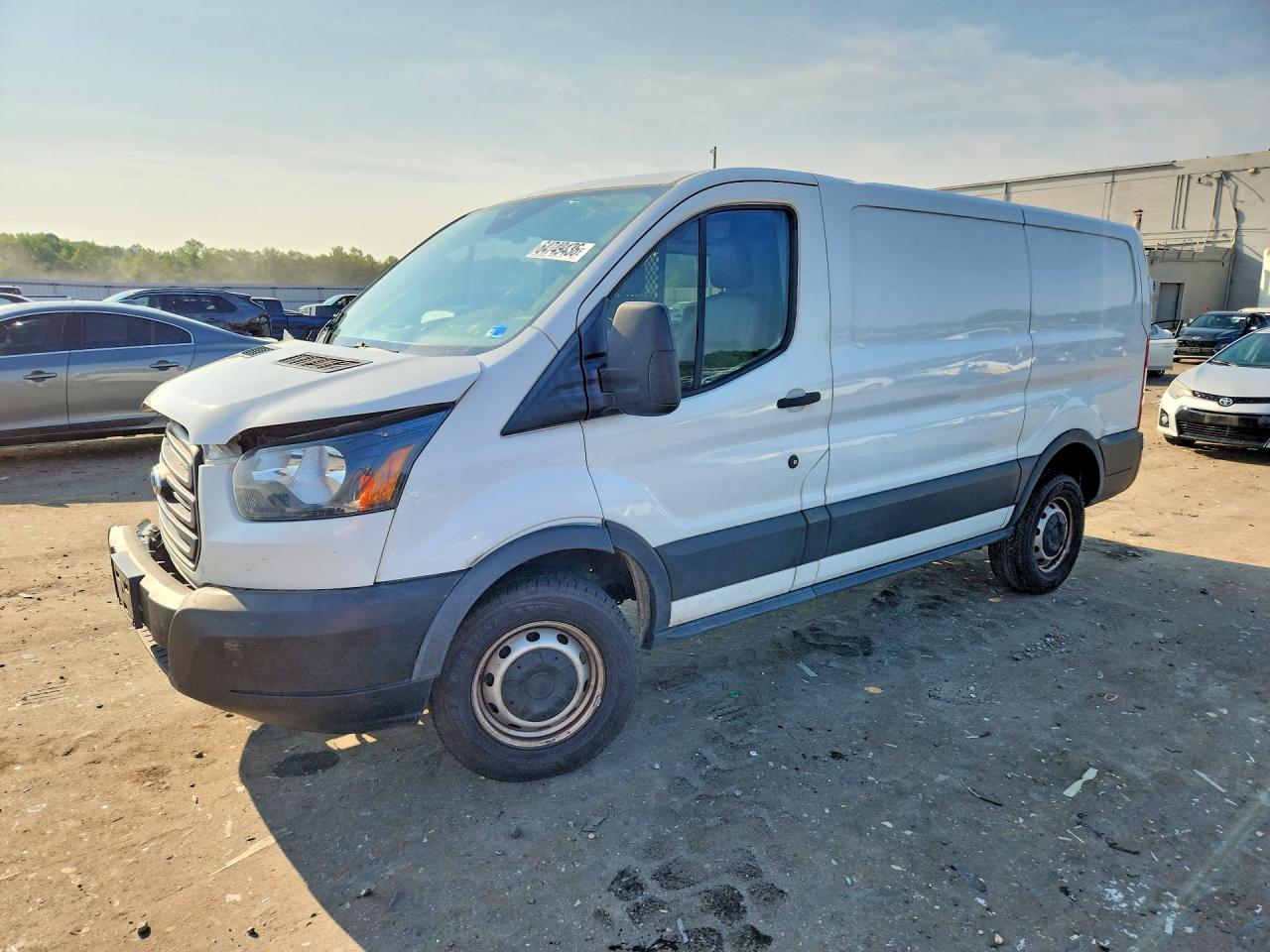 1FTYR1YM1KKA23235 · 2019 FORD TRANSIT